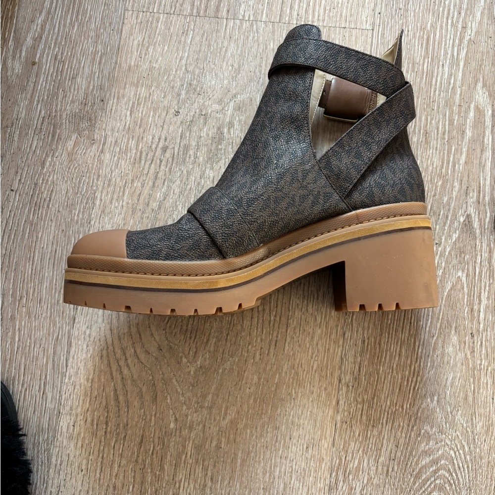 Michael Kors Brown Combat Boots - Picture 2 of 6